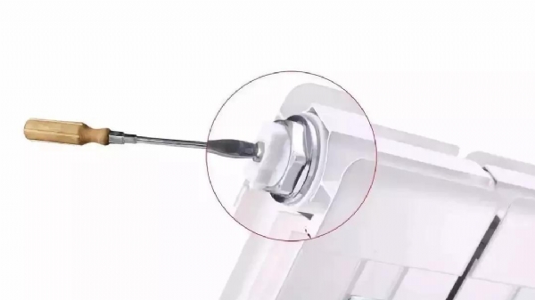 教你如何輕松給暖氣片放氣？